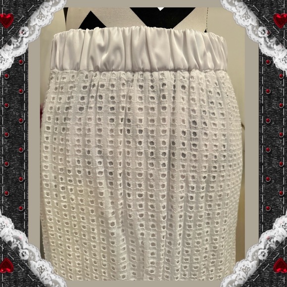 azel hazel hazel hazel haze White Eyelet Poll Over Skirt - Picture 5 of 6